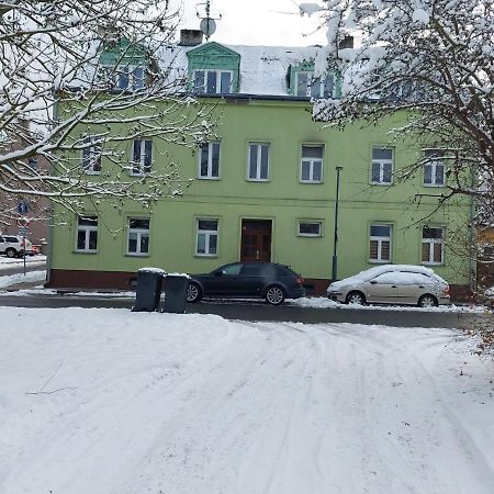 Apartment 35M2 Karlovy Vary Esterno foto