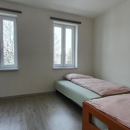 Apartment 35M2 Karlovy Vary Esterno foto